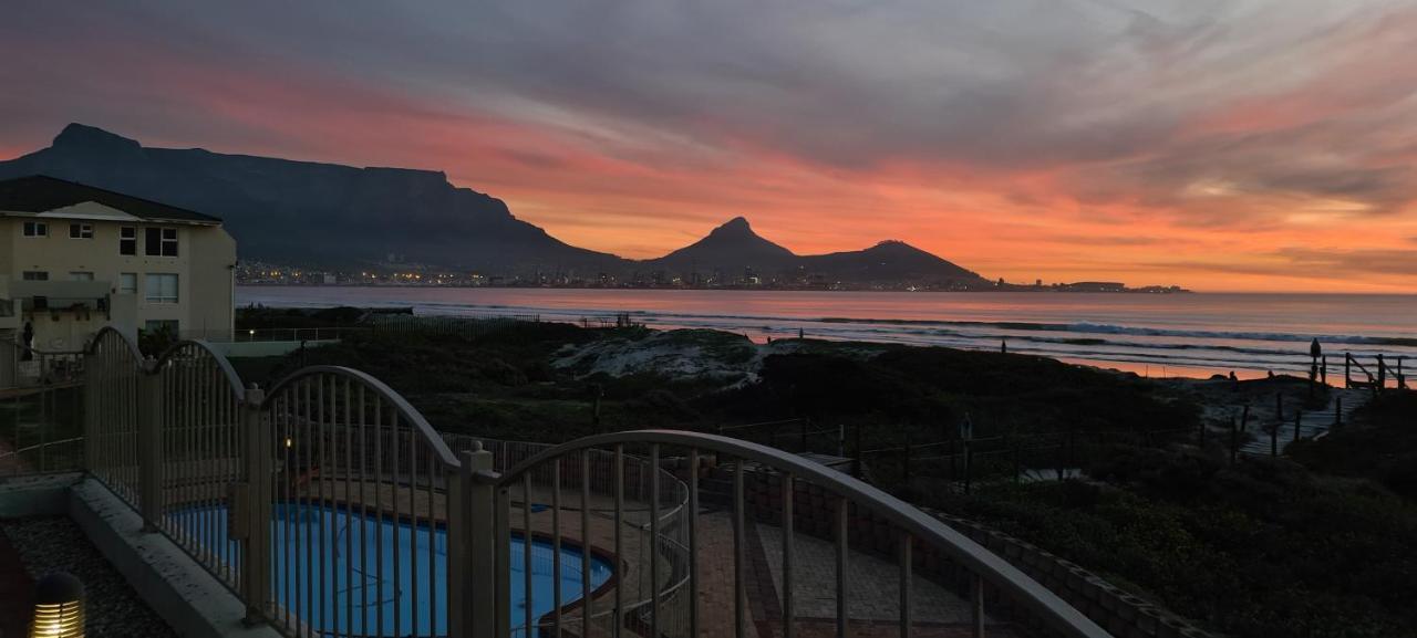 Lagoon Beach Neptune Isle Cape Town Exterior photo